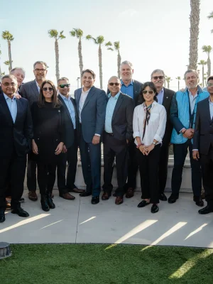 52886525666_ce83a621b7_k-1